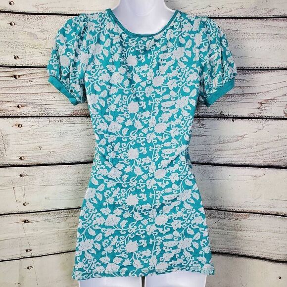 BKE Turquoise White Floral Print Blouse M Short Sleeve Square Neck Made in Canad - Picture 3 of 5